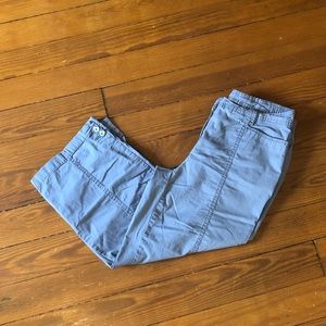 JM Collection Gray Capri Pants
